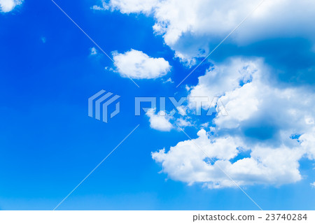 生動地完成了積雨雲天空和雲彩照片素材天空背景素材複製空間廣告空間仲夏圖像 生動地完成了積雨雲天空和雲彩照片素材天空背景素材複製空間廣告空間仲夏圖像 23740284