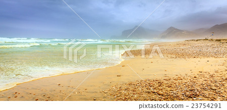 Al Mughsayl beach 23754291