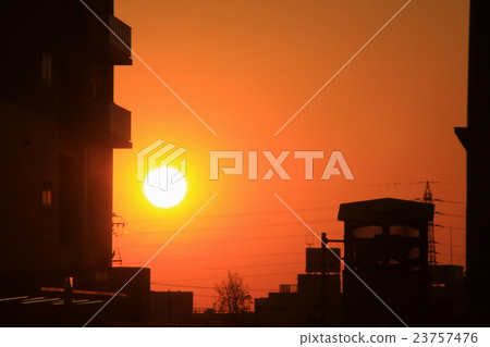 Evening landscape of the city 23757476