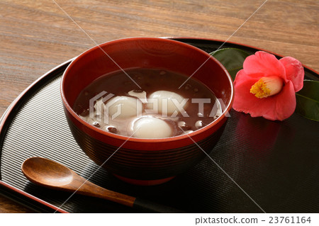 Shiratama Zenzai & Camellia flower 23761164