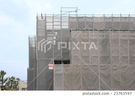 公寓樓建築腳手架 23763597