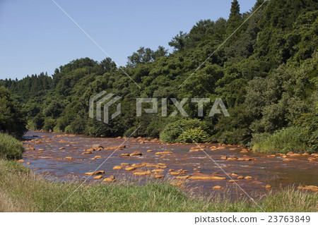 福島縣豬苗代町長瀨河紅褐色河 23763849