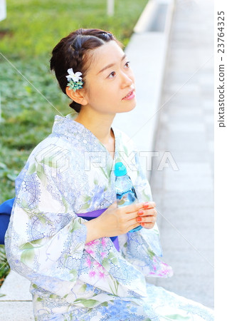 浴衣的女人 23764325