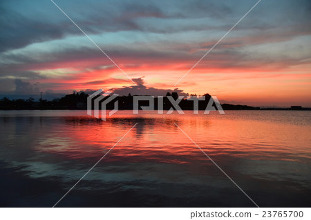 在Isauma的日落 在Isauma的日落 23765700
