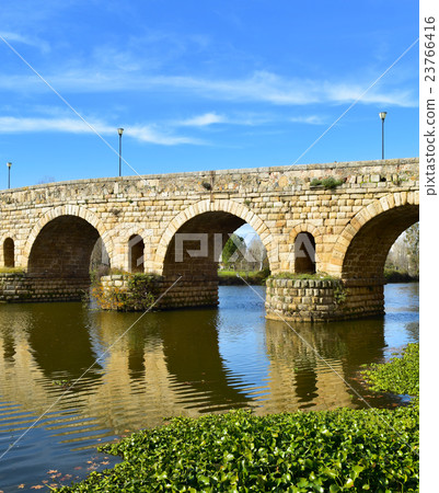 Puente Romano bridge in Merida, Spain 23766416