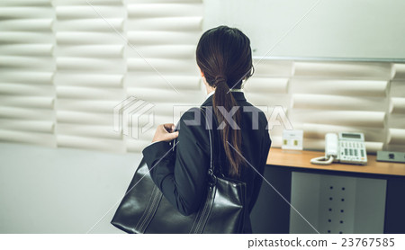 事業女性 商務女性 商界女性 23767585