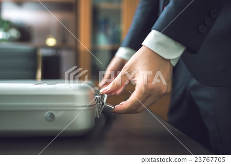 Suit Business 23767705