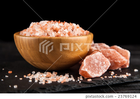 Salt in a bamboo bowl 23769124