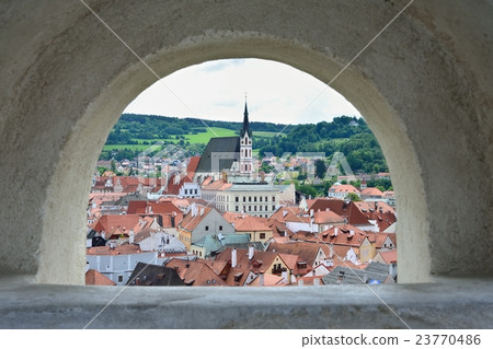 Cesky Krumlov的街道從第5個庭院 Cesky Krumlov的街道從第5個庭院 23770486
