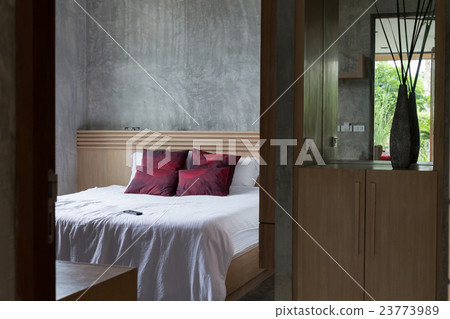 bedroom 23773989