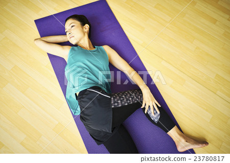 女子體育健身房 23780817