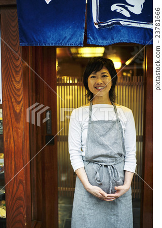 Clerk Portrait 23781666