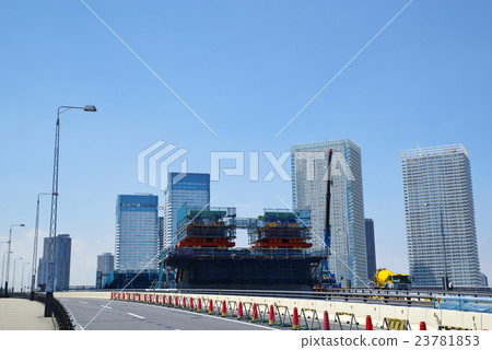 Capital high speed Harumi line near the Harumi Ohashi bridge Construction underway Late July 2016 23781853