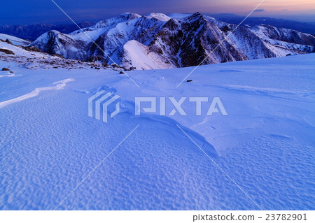 Asahi-dake seen from the early Nasu-Chosato dake in the direction of Mt. 23782901