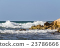 waves on to the seashore 23786666