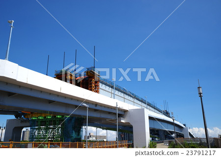 在Harumi收費站附近的資本高速Harumi線建設中建設中2016年7月下旬 23791217