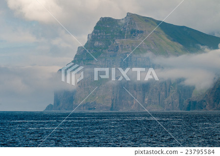 Far Oer Danmark Vestmanna Cliffs Panorama view Far Oer Danmark Vestmanna Cliffs Panorama view 23795584