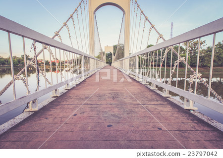 Bridge 23797042