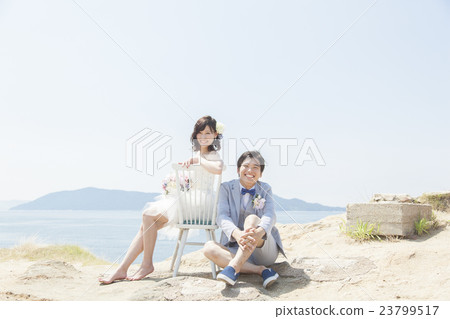 海新娘和新郎 海新娘和新郎 23799517
