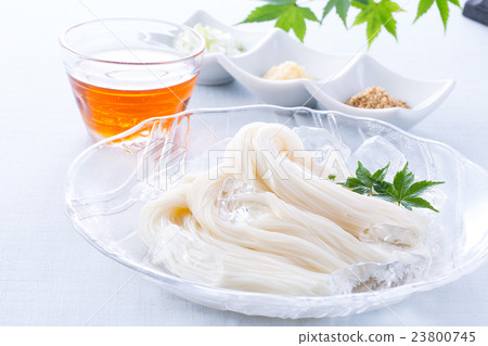 麺 23800745