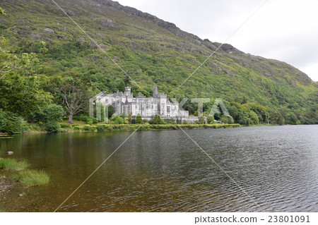 Kylemore Abbey 23801091