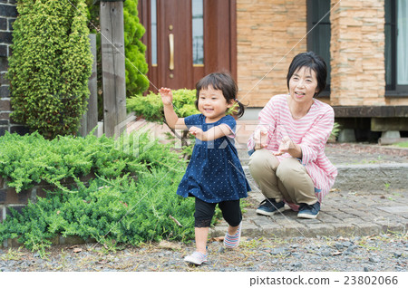 奶奶和孫子 23802066