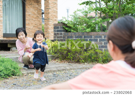 奔跑的孩子 23802068