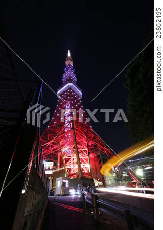 Tokyo Tower "The rainy-season diamond veil" Tokyo Tower "The rainy-season diamond veil" 23802495