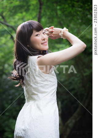 Beauty woman 23802823