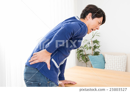 腰背部疼痛腰背痛人肖像男人生活副本空間 腰背部疼痛腰背痛人肖像男人生活副本空間 23803527