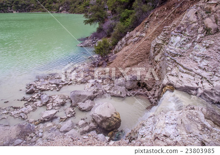 Wai-O-Tapu Thermal Wonderland in Rotorua. 23803985