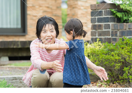 Grandma and grandson 23804081