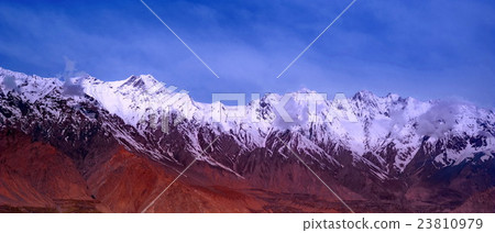 Beautiful valley and mountains surrounding Skardu  23810979