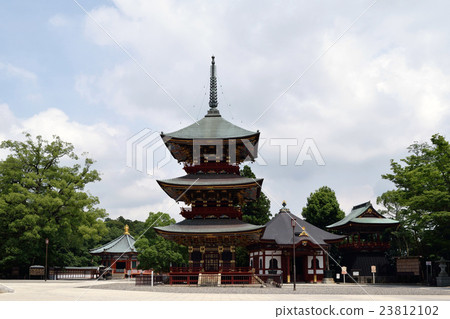 Three-storied pagoda and precincts of Naritasan Shinshoji Temple, Chiba Prefecture 23812102