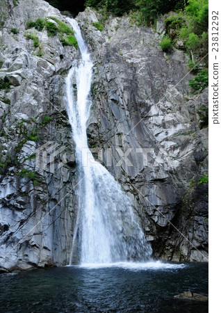 平和瀑布 平和瀑布 23812292