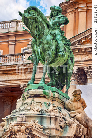 Styatue of Savoyai Eugen 23812349