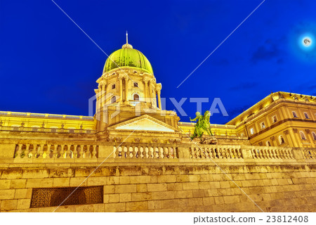 Budapest Royal Castle at night time. Hungary. Budapest Royal Castle at night time. Hungary. 23812408