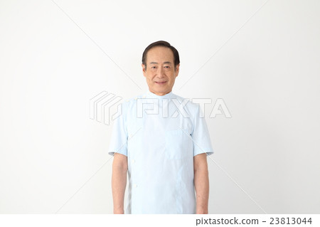 Middle-aged men (teacher dentist massager) Middle-aged men (teacher dentist massager) 23813044