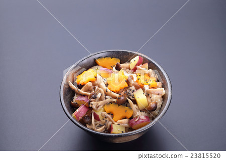 蘑菇飯 23815520