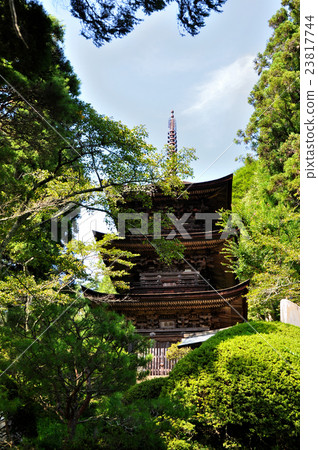 Triple tower of Oshiiji: Ueda City 23817744