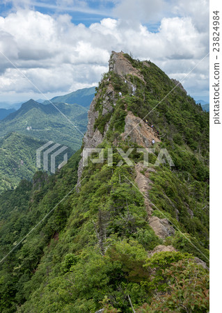 Ishizuruyama (Tengudake) 23824984