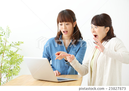 Amazing female laptop Amazing female laptop 23827873