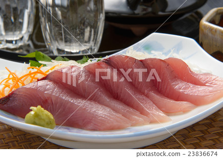 Shrimp tuna sashimi Shrimp tuna sashimi 23836674