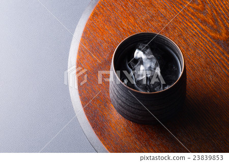 Shochu rock Shochu rock 23839853