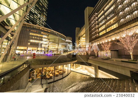 大阪站梅田大前面大阪夜景 23840032