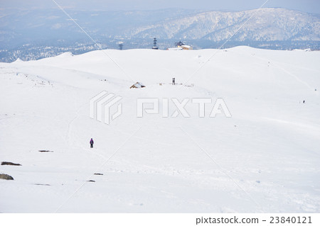 Daisetsuyama, Asahidake · Snowshoe trekking Daisetsuyama, Asahidake · Snowshoe trekking 23840121