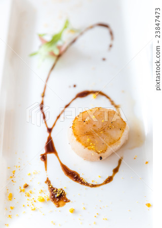 Grilled fried scallop Grilled fried scallop 23847473