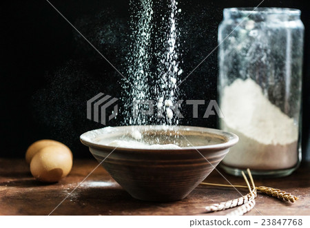 spelt flour spelt flour 23847768
