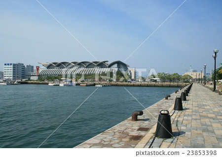 The seaside of Fukuoka city The seaside of Fukuoka city 23853398