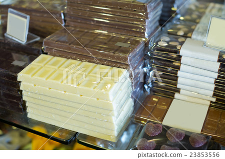Assortment of delicious milk chocolate in bars at tea-room 23853556